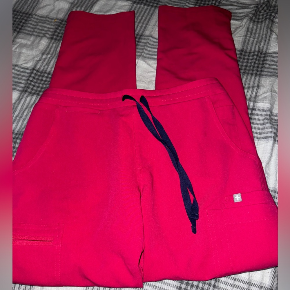 Figs High Waisted Yola™ Skinny Scrub Pants